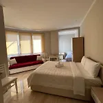 Hotel Renti Velipoje Hotel 4*