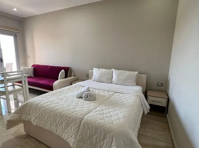 Hotel Renti Velipoje 4*